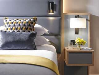 Отель Mespil Hotel Дублин Улучшенный номер с кроватью размера «king-size»-3